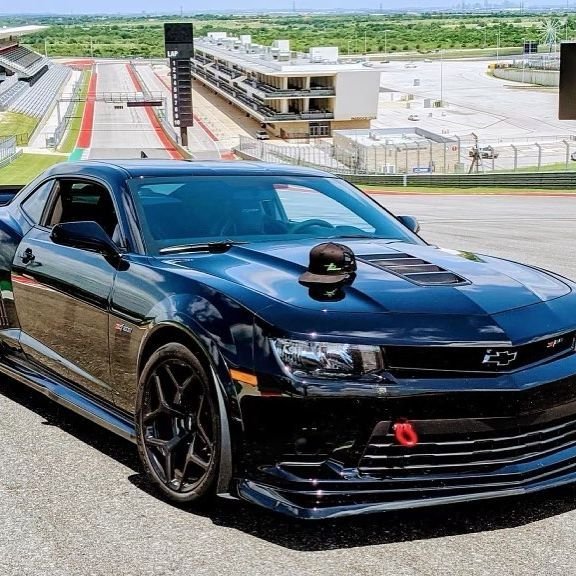 Black Camaro Z/28 at the track